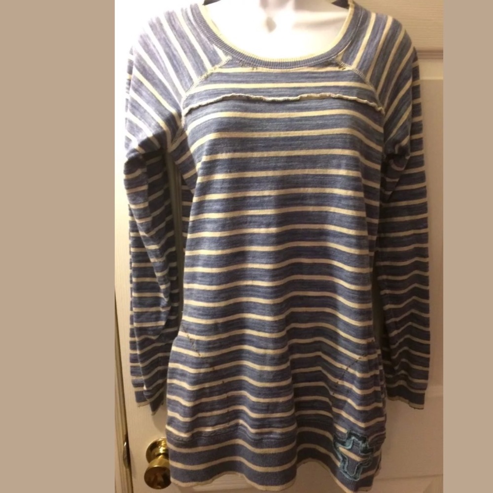 WE THE FREE People Striped Pullover Cross  Patch Blue Ivory Scoop Neck Pockets